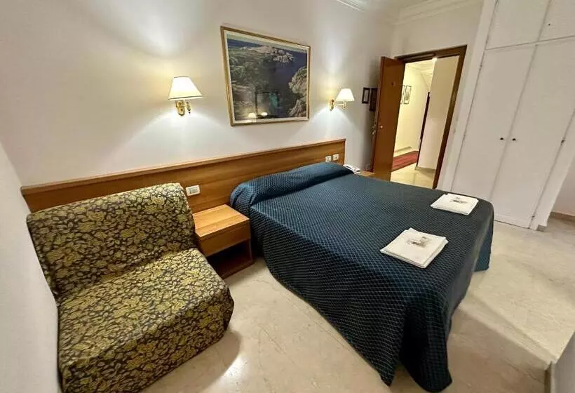 Fotos del hotel Principe Di Piemonte:  10
