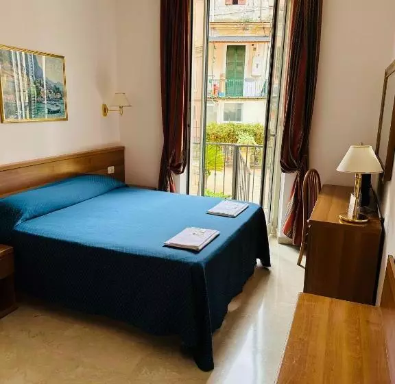 Fotos del hotel Principe Di Piemonte:  24