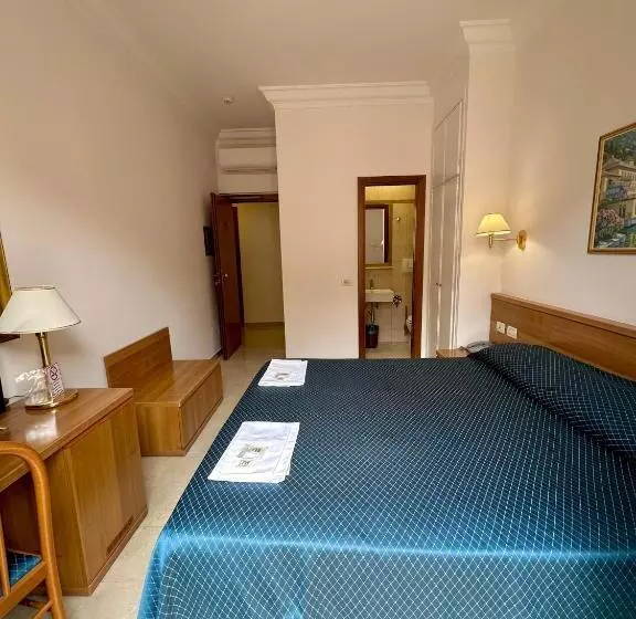 Fotos del hotel Principe Di Piemonte:  11