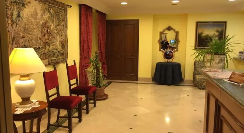 Fotos del hotel Principe Di Piemonte:  2