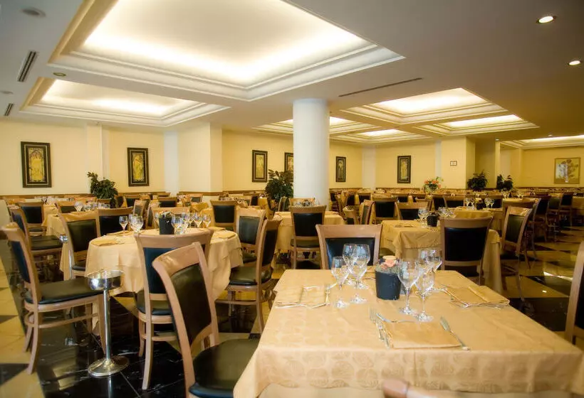 Fotos del hotel Ramada By Wyndham Naples:  3