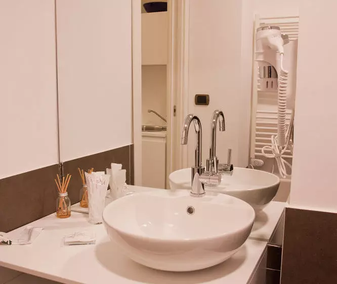 Fotos del hotel Roma Resort Trevi:  16