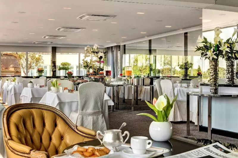 Fotos del hotel Splendide Royal - Small Luxury Hotels Of The World:  22