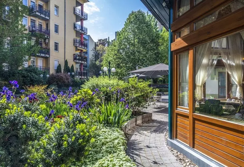 Fotos del hotel Corvin  Budapest Corvin Wing:  19