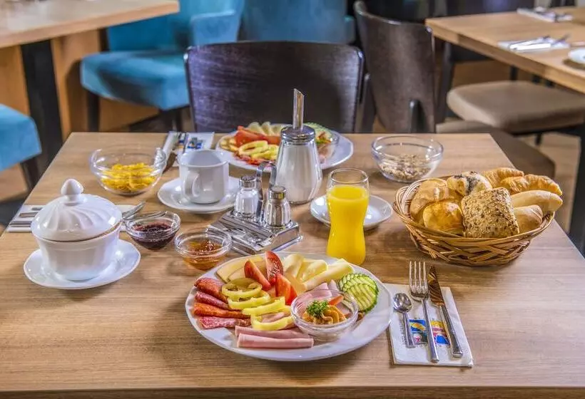 Fotos del hotel Corvin  Budapest Corvin Wing:  3