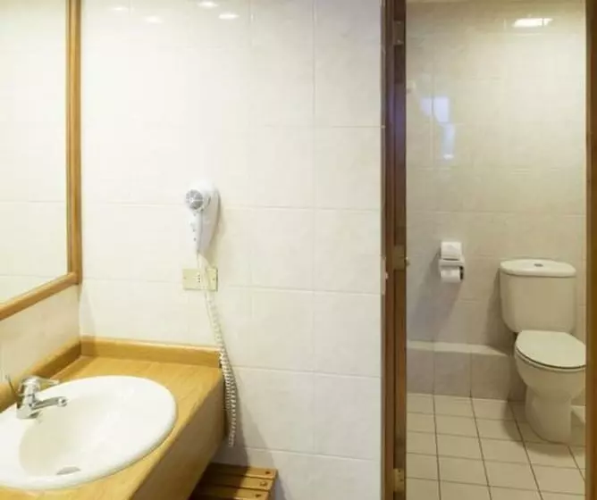 Fotos del hotel Abba Presidente Suites Puerto Montt:  16