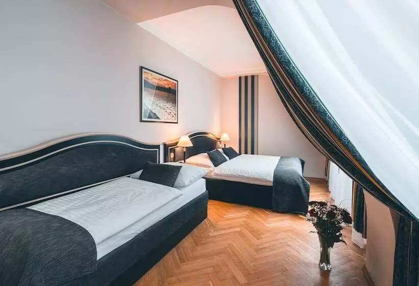 Fotos del hotel Elysee Hotel:  17