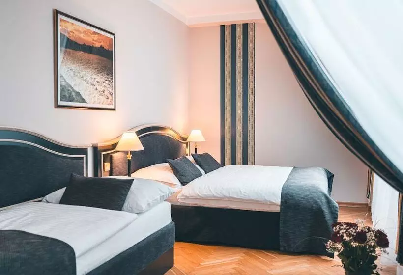 Fotos del hotel Elysee Hotel:  20