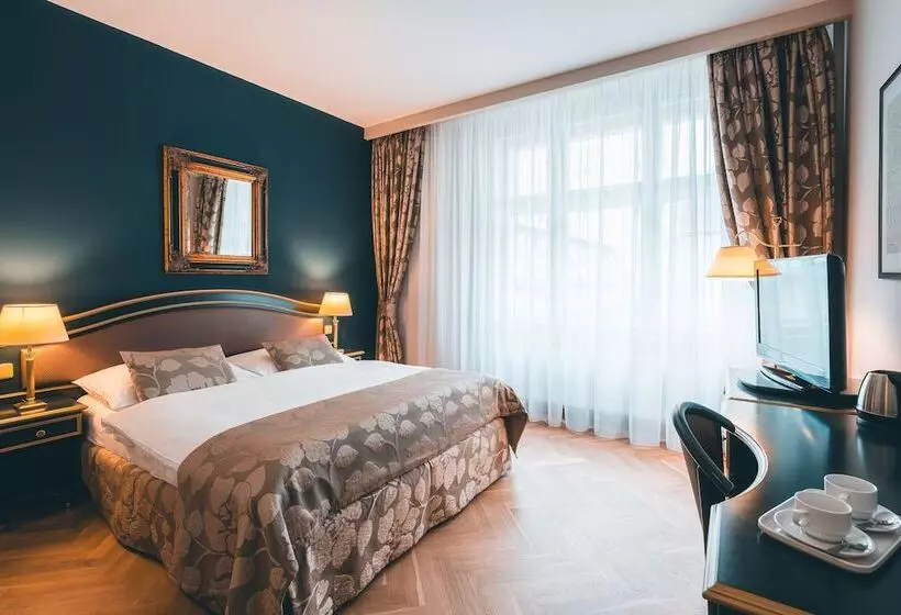 Fotos del hotel Elysee Hotel:  18