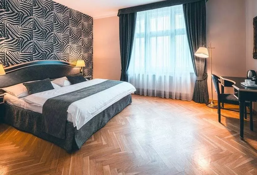 Fotos del hotel Elysee Hotel:  5