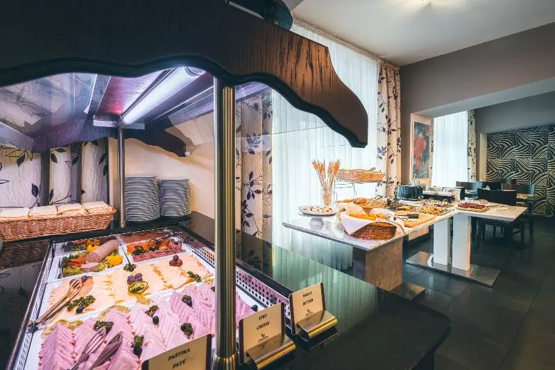 Fotos del hotel Elysee Hotel:  24