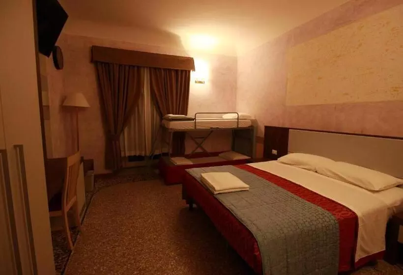 Fotos del hotel Giada Hotel:  2