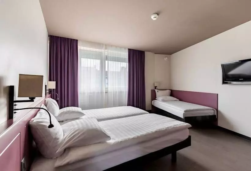 Fotos del hotel Les Nations:  17