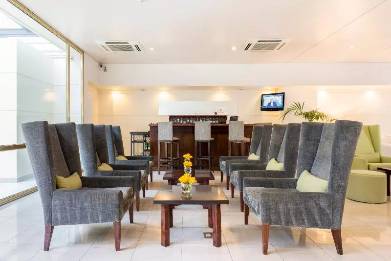 Fotos del hotel Loi Suites Recoleta:  3