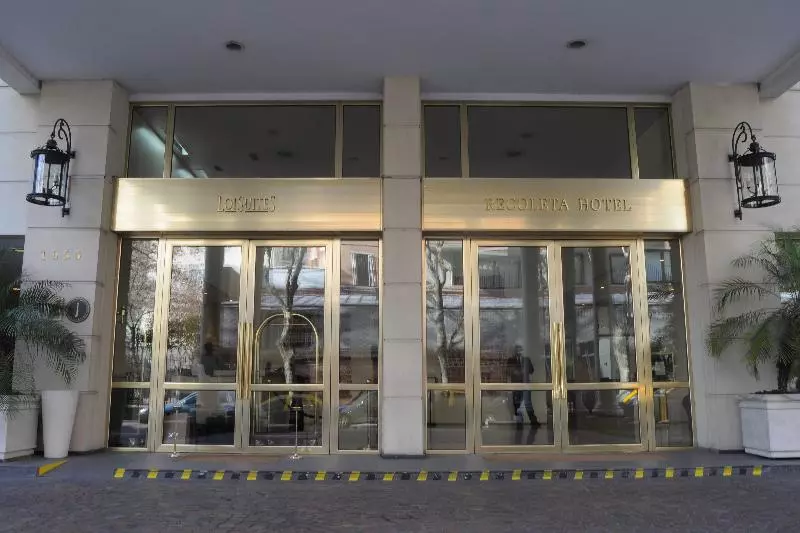 Fotos del hotel Loi Suites Recoleta:  8