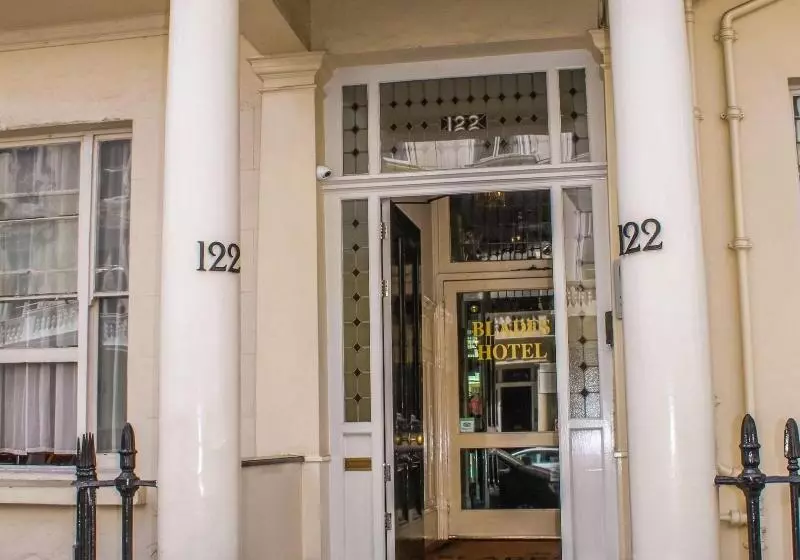 Fotos del hotel Blades:  11