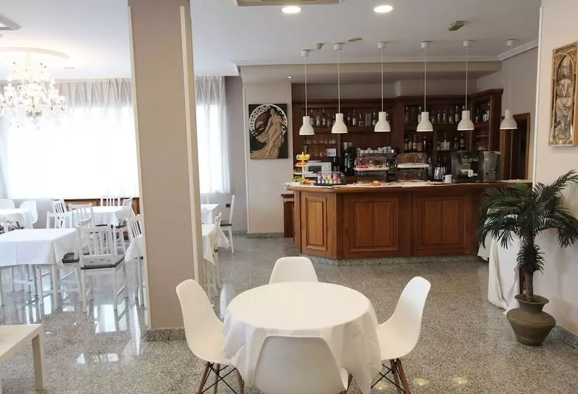 Fotos del hotel Eurowest:  5