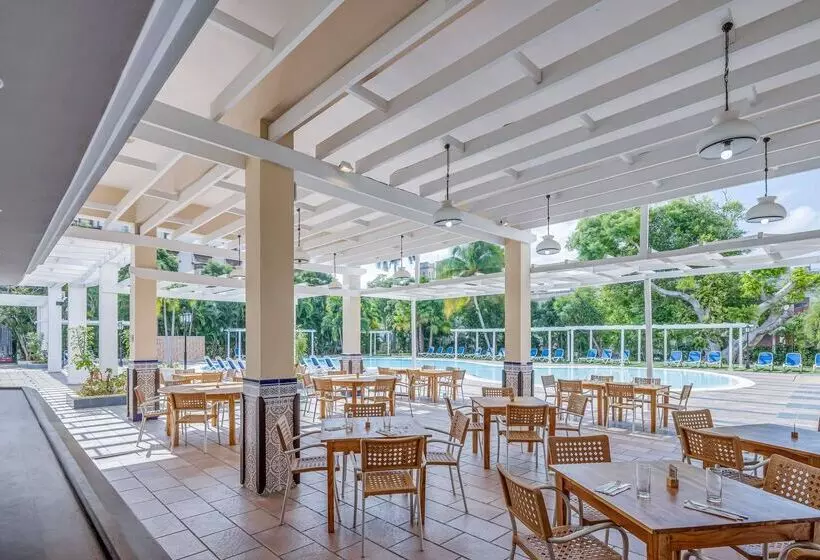 Fotos del hotel Sevilla:  4