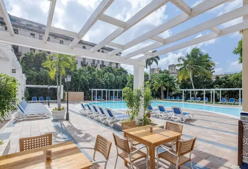 Fotos del hotel Sevilla:  2