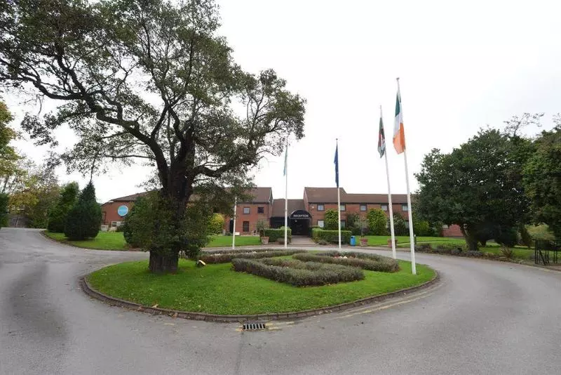 Fotos del hotel Waterside Hotel & Leisure Club:  9