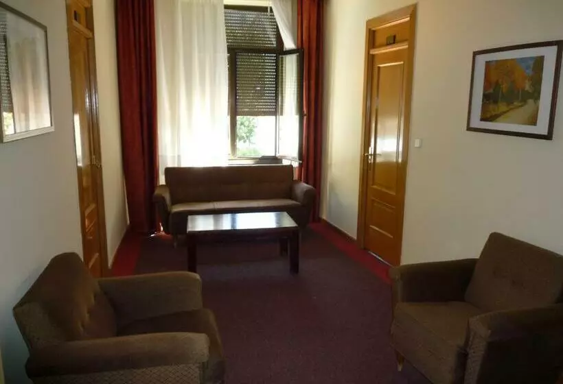Fotos del hotel Gran Hotel Balneario Baños de Montemayor:  25