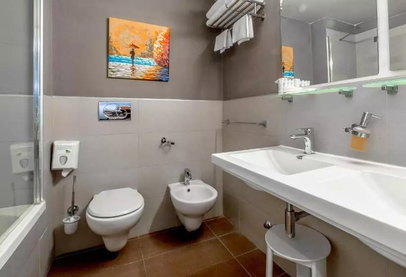 Fotos del hotel Canova:  8