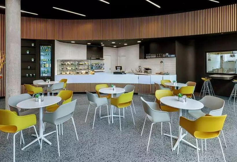 Fotos del hotel Holiday Inn Prague, An Ihg:  5