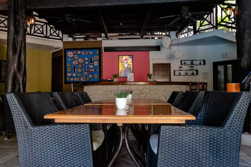 Fotos del hotel Riviera Del Sol:  8