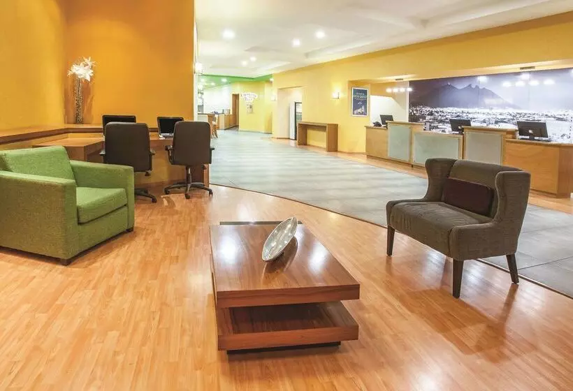 Fotos del hotel Chn Hotel Monterrey Norte, Trademark Collection By Wyndham:  4