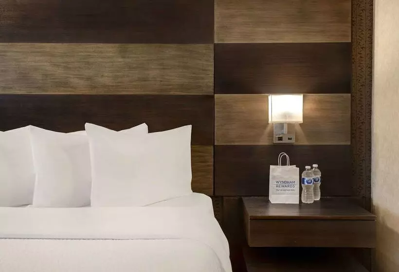 Fotos del hotel Days Inn By Wyndham Calgary South:  17