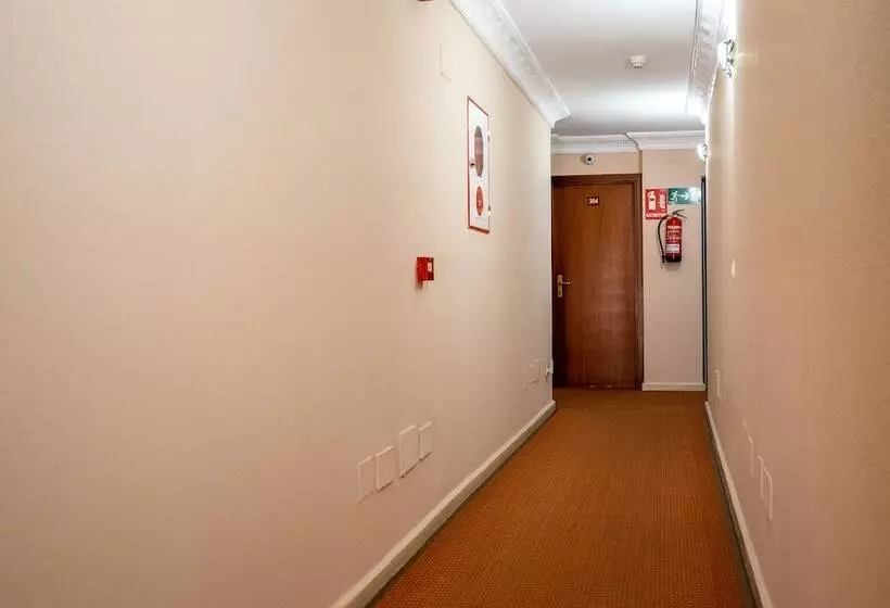 Fotos del hotel Avenida:  2