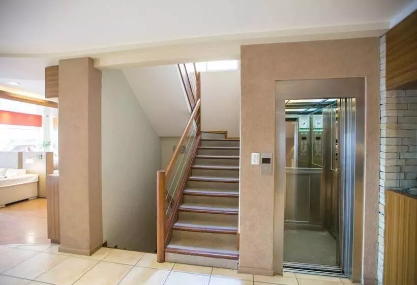 Fotos del hotel Carlos V Patagonia:  10