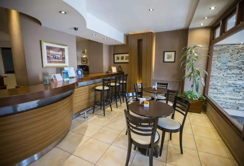 Fotos del hotel Carlos V Patagonia:  4