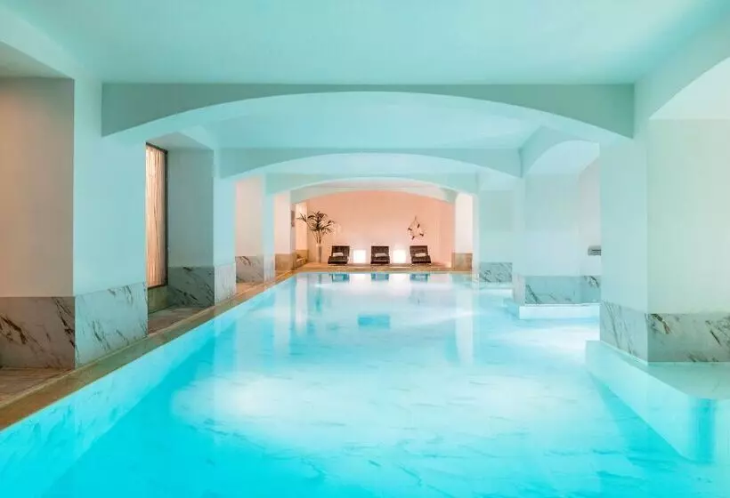 Fotos del hotel Nh Collection Carlo Iv:  31