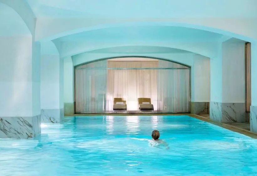 Fotos del hotel Nh Collection Carlo Iv:  20