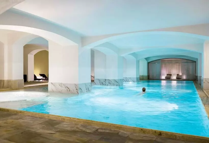 Fotos del hotel Nh Collection Carlo Iv:  18