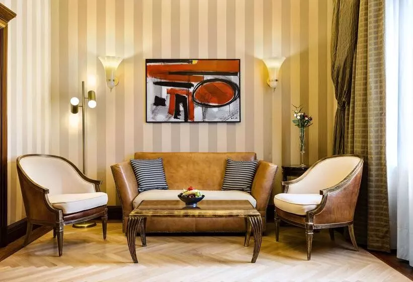 Fotos del hotel Nh Collection Carlo Iv:  17