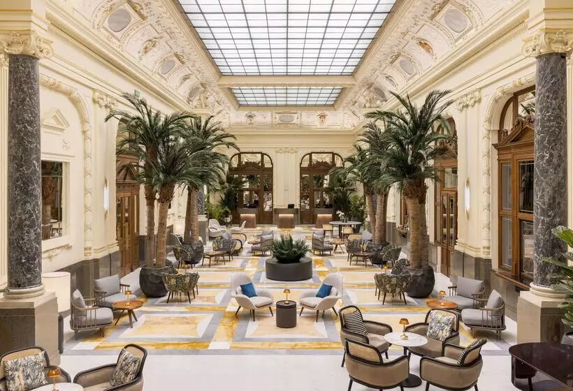 Fotos del hotel Nh Collection Carlo Iv:  47