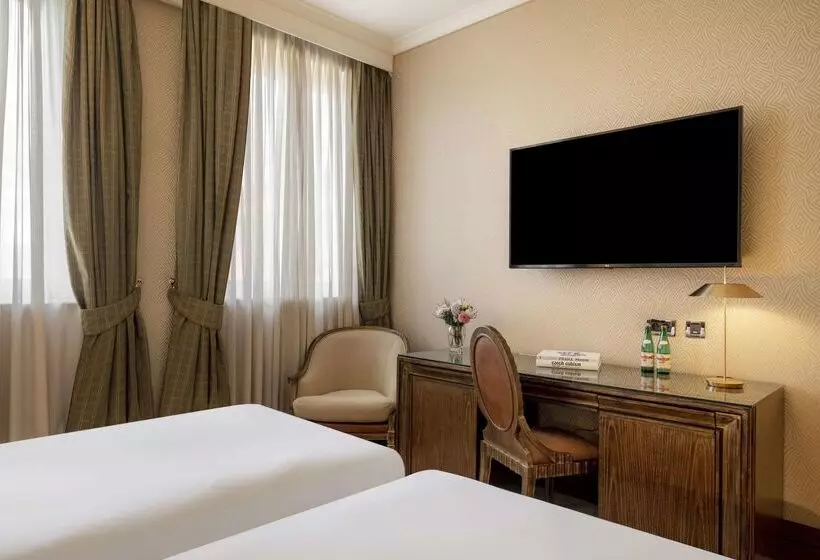 Fotos del hotel Nh Collection Carlo Iv:  13