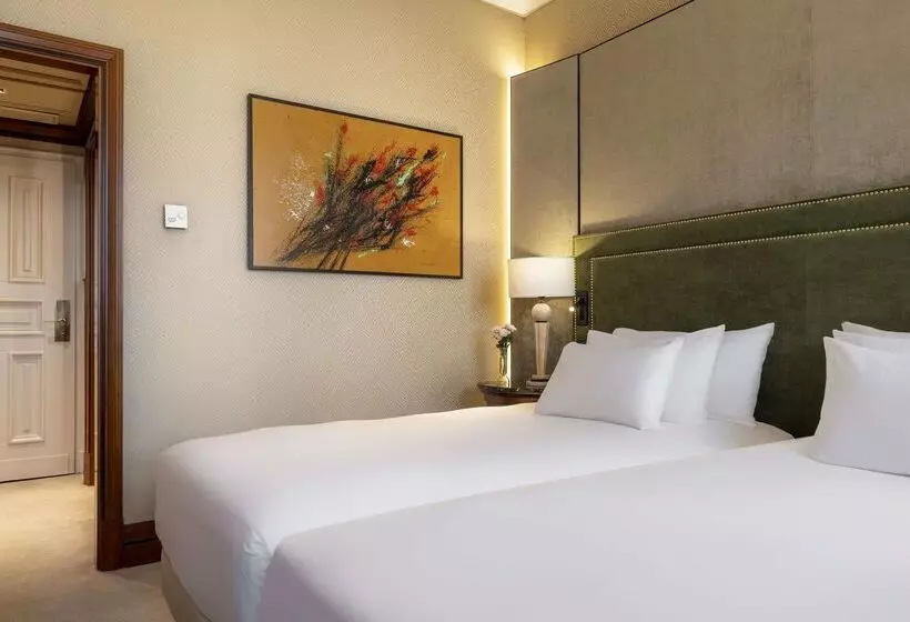 Fotos del hotel Nh Collection Carlo Iv:  9