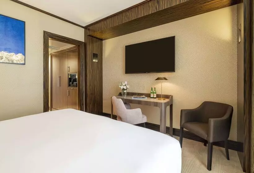 Fotos del hotel Nh Collection Carlo Iv:  7