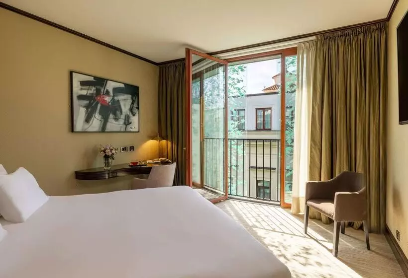 Fotos del hotel Nh Collection Carlo Iv:  4