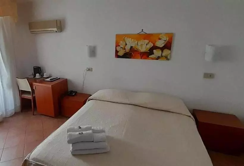 Fotos del hotel Tonic:  24