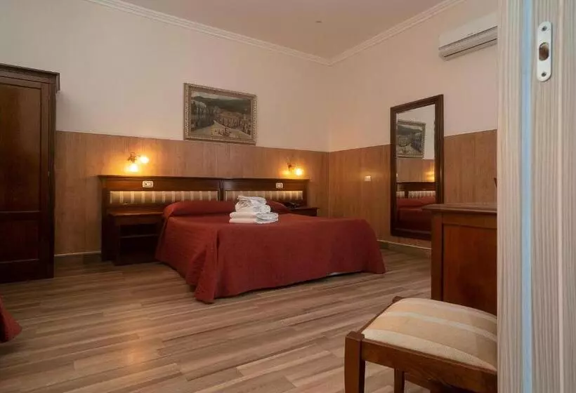 Fotos del hotel Tonic:  8