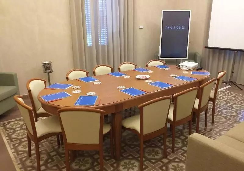 Fotos del hotel Tonic:  6