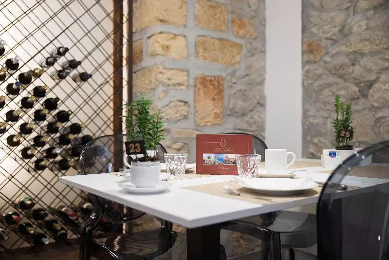 Fotos del hotel Tonic:  13