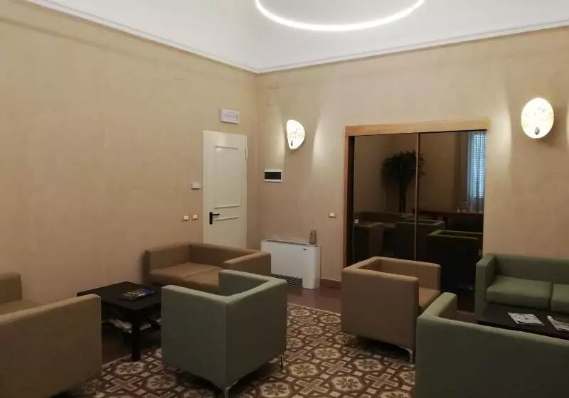 Fotos del hotel Tonic:  3