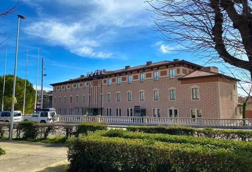 Fotos del hotel Berga Park:  13