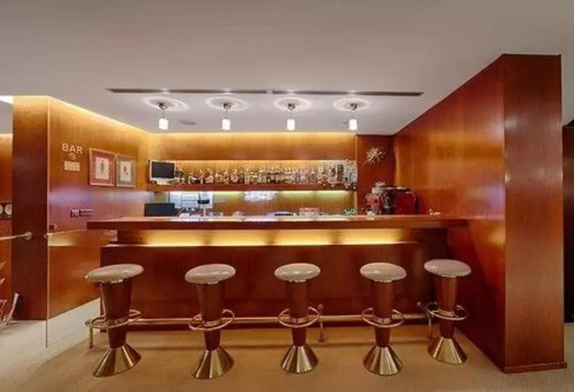 Fotos del hotel Duke Romana:  3