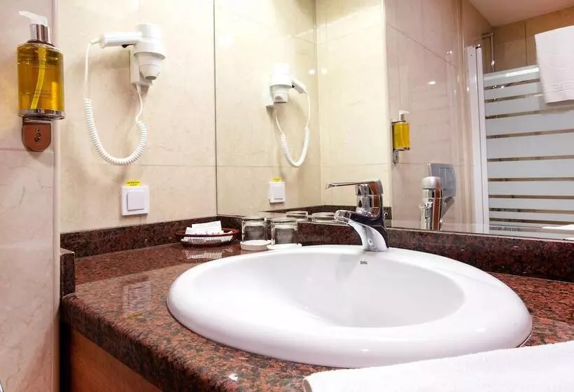 Fotos del hotel Duke Romana:  20